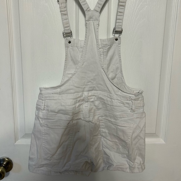AMERICAN Bazi White Shorts Overalls - Picture 7 of 13